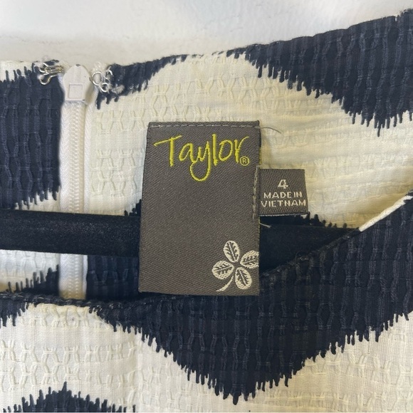 Taylor Chevron Zig Zag Jacquard Black White Fit Flare Dress Size 4 - Picture 12 of 15
